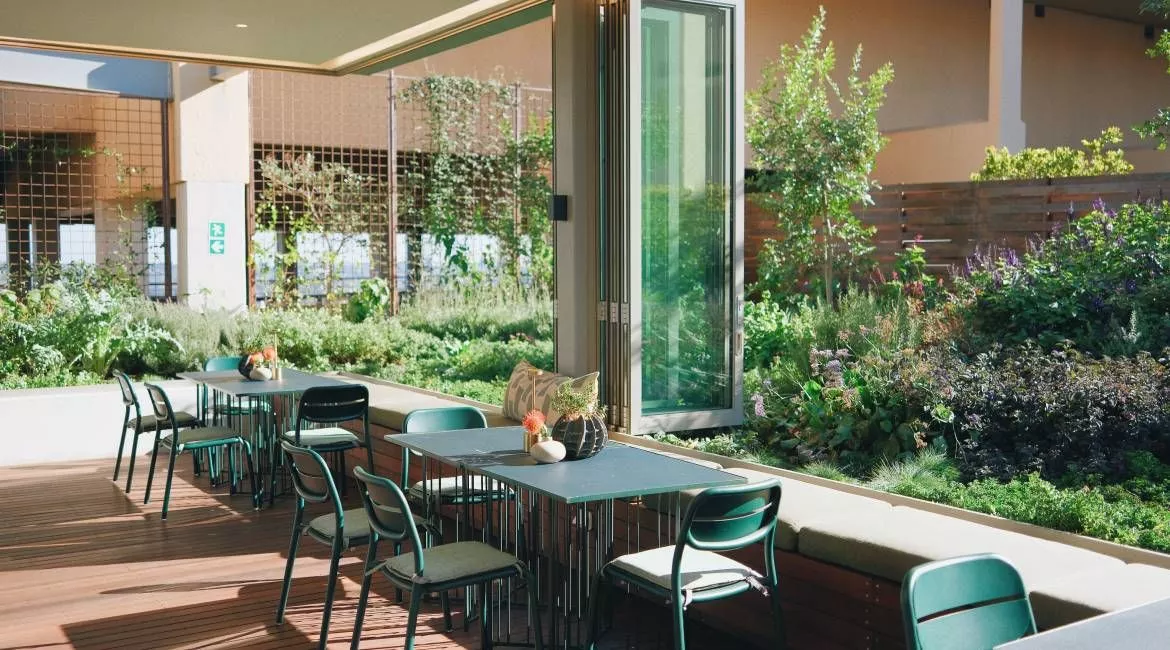 Restaurant image