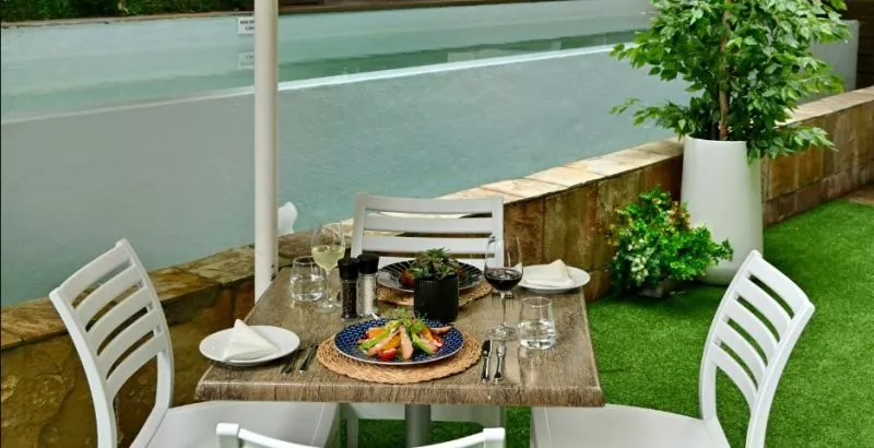 Restaurant image