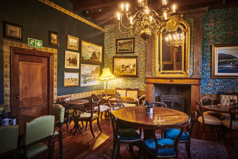 Restaurant image