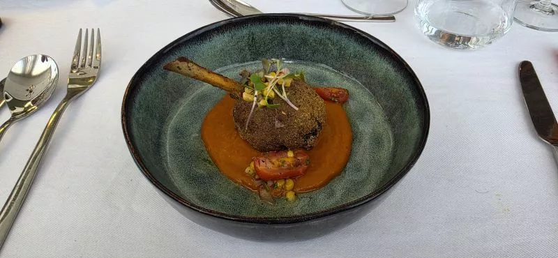 Restaurant image