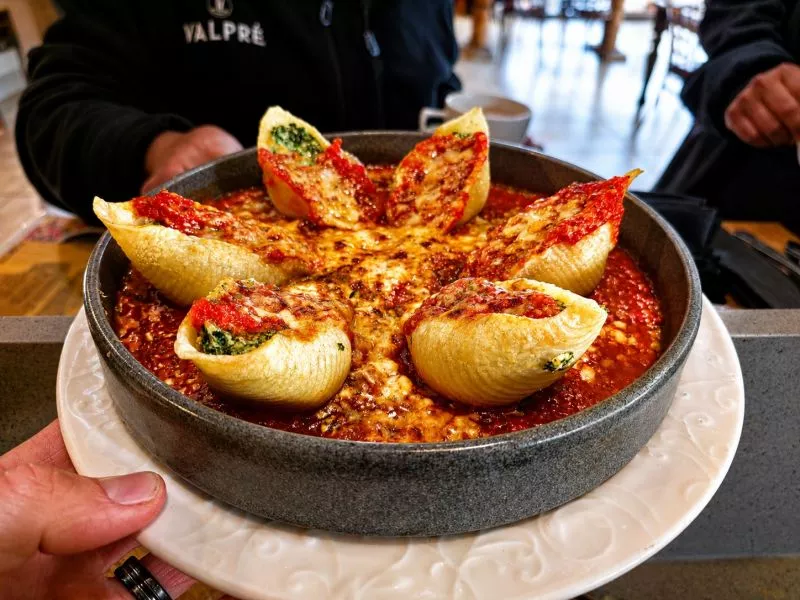 Restaurant image