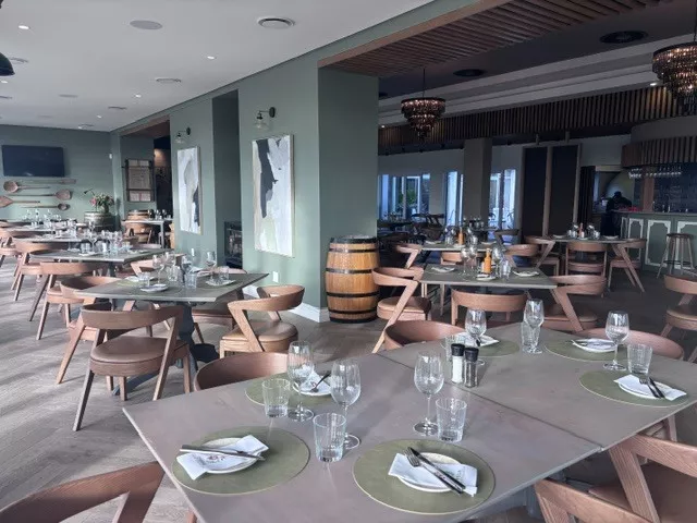 Restaurant image