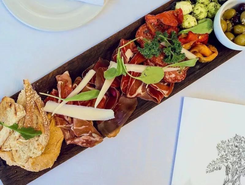 Restaurant image