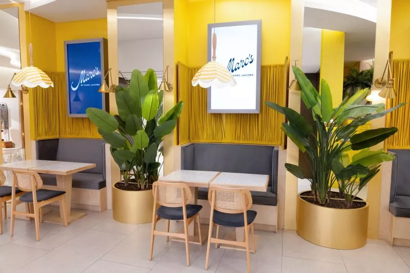 Restaurant image