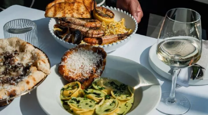 Restaurant image
