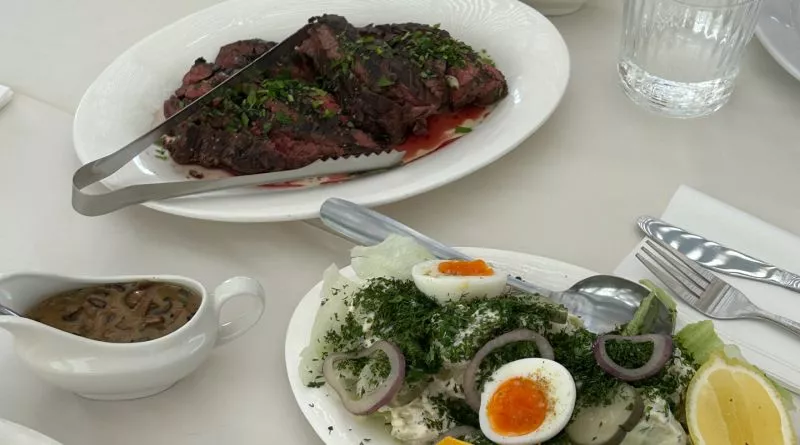 Restaurant image