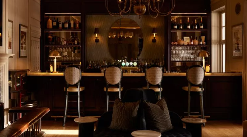 Restaurant image