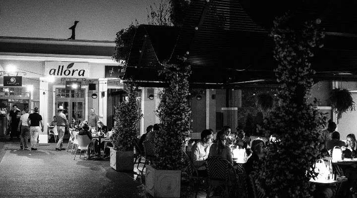 Restaurant image