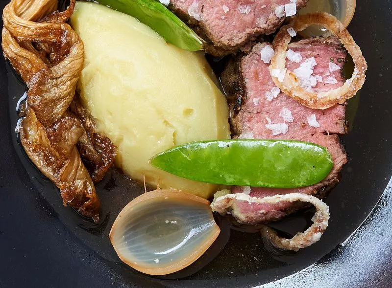 Restaurant image