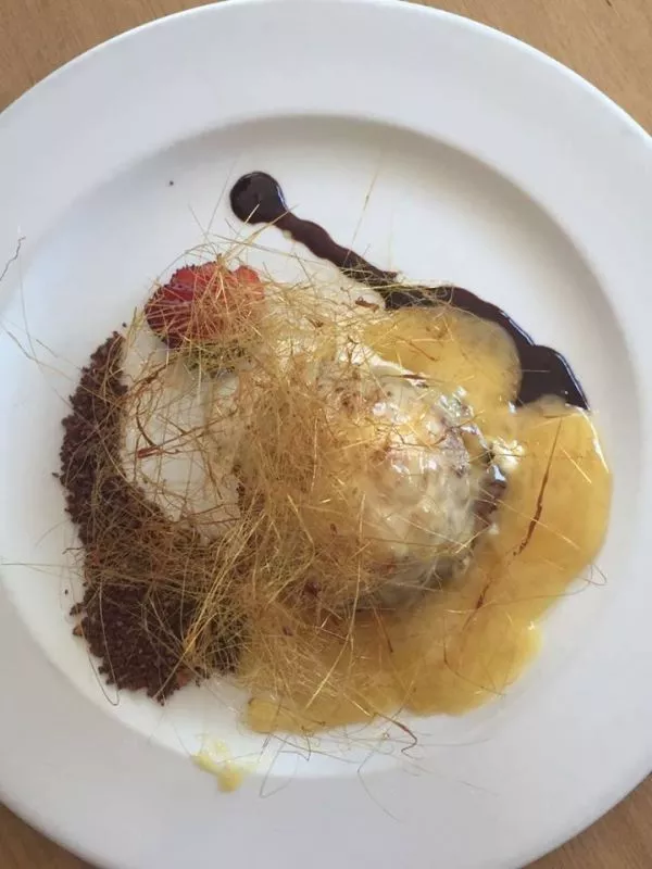 Restaurant image