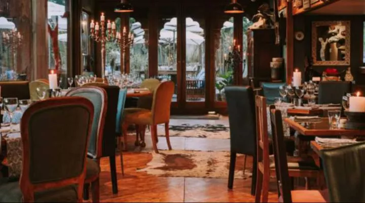 Restaurant image