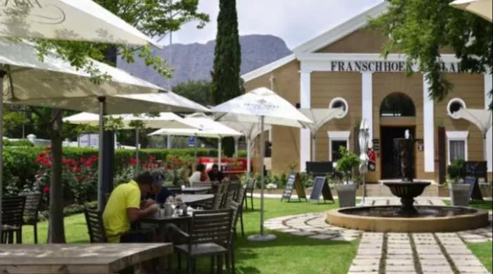Restaurant image