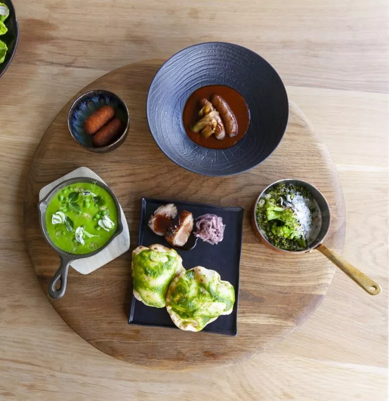 Restaurant image