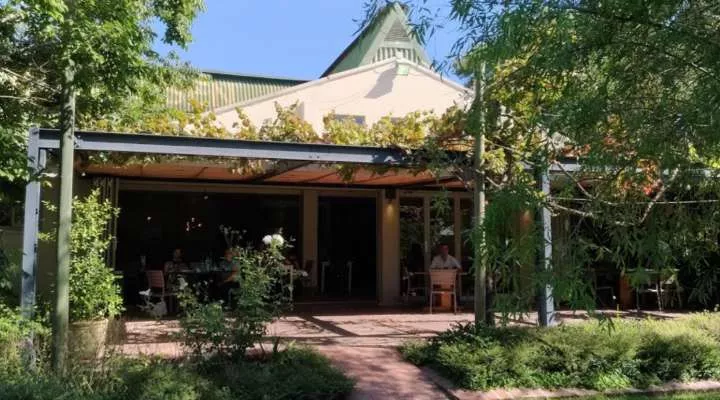 Restaurant image