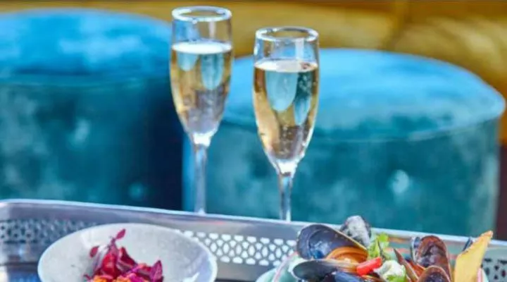 Restaurant image