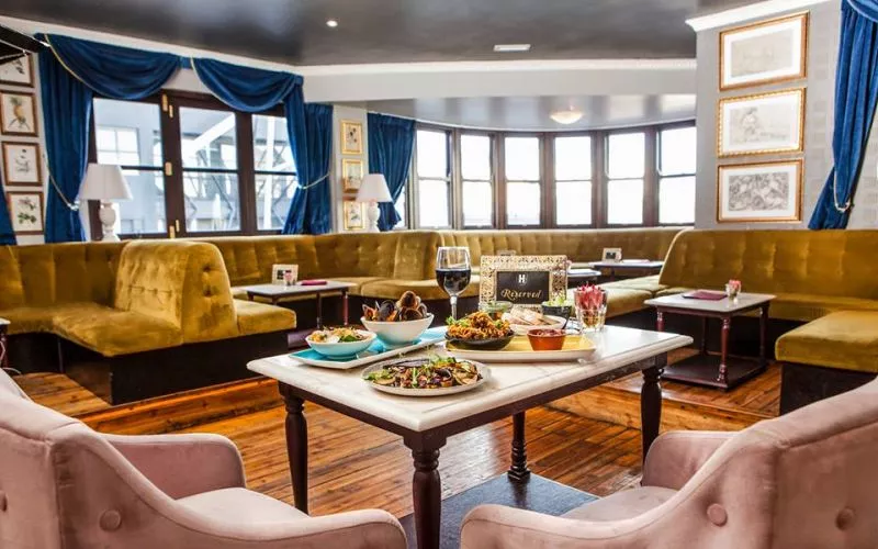 Restaurant image