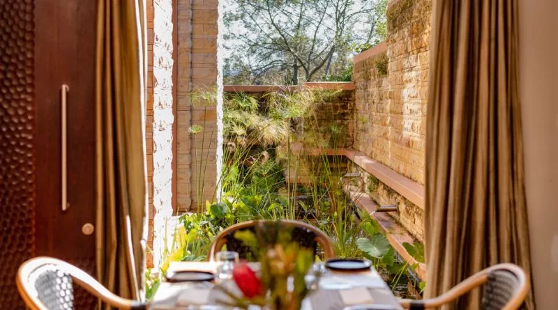 Restaurant image