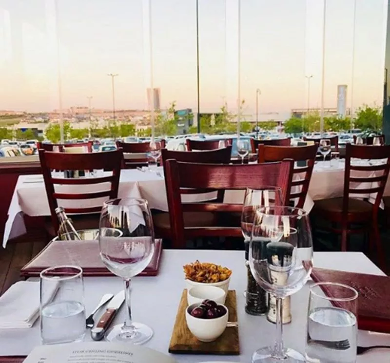 Restaurant image