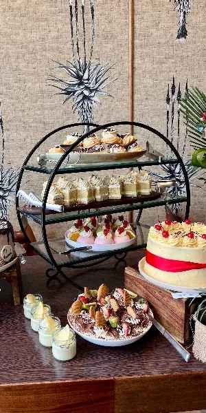 Sunday Buffet Lunch