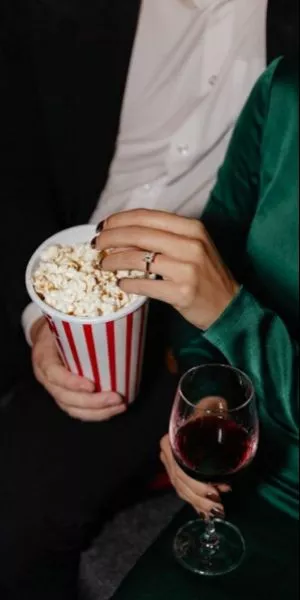 DINNER & MOVIE NIGHT