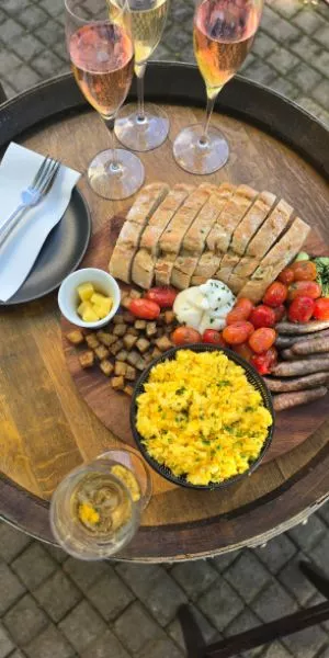 Brunch Club | R750 for 4 guests