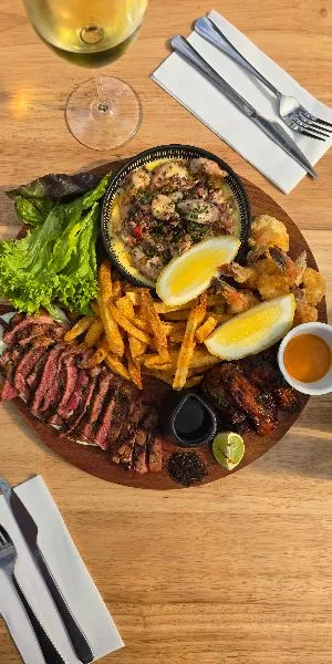 Owners Choice Grill & Sea | R550 for 2