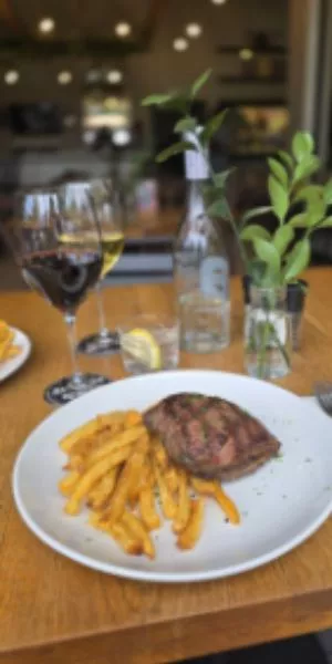 Sunday Winemakers Lunch Special | R500 for 2